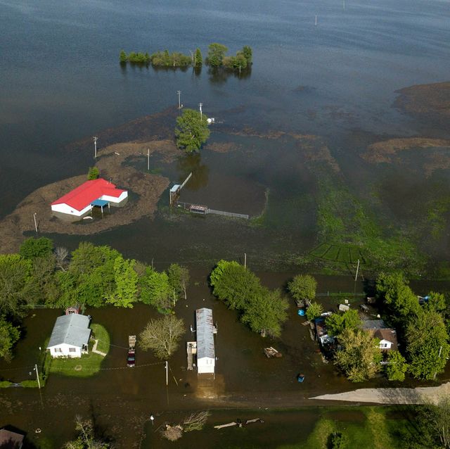 アメリカ中西部の大洪水 小さな町の現状を知る12枚