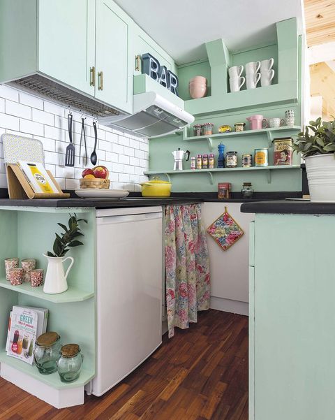 apartamento pequeño cocina en verde menta