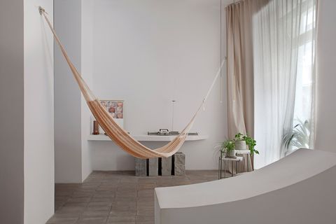 casa estilo minimalista en colores suaves