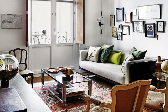 un apartamento pequeño decorado aprovechando el espacio y con mucha personalidad