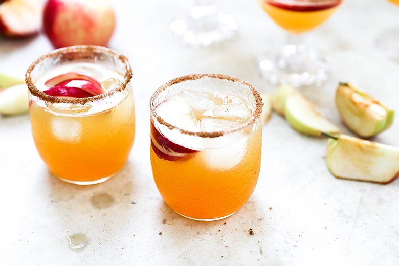 apple cider cocktail