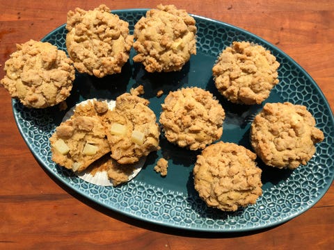 apple cinnamon muffins