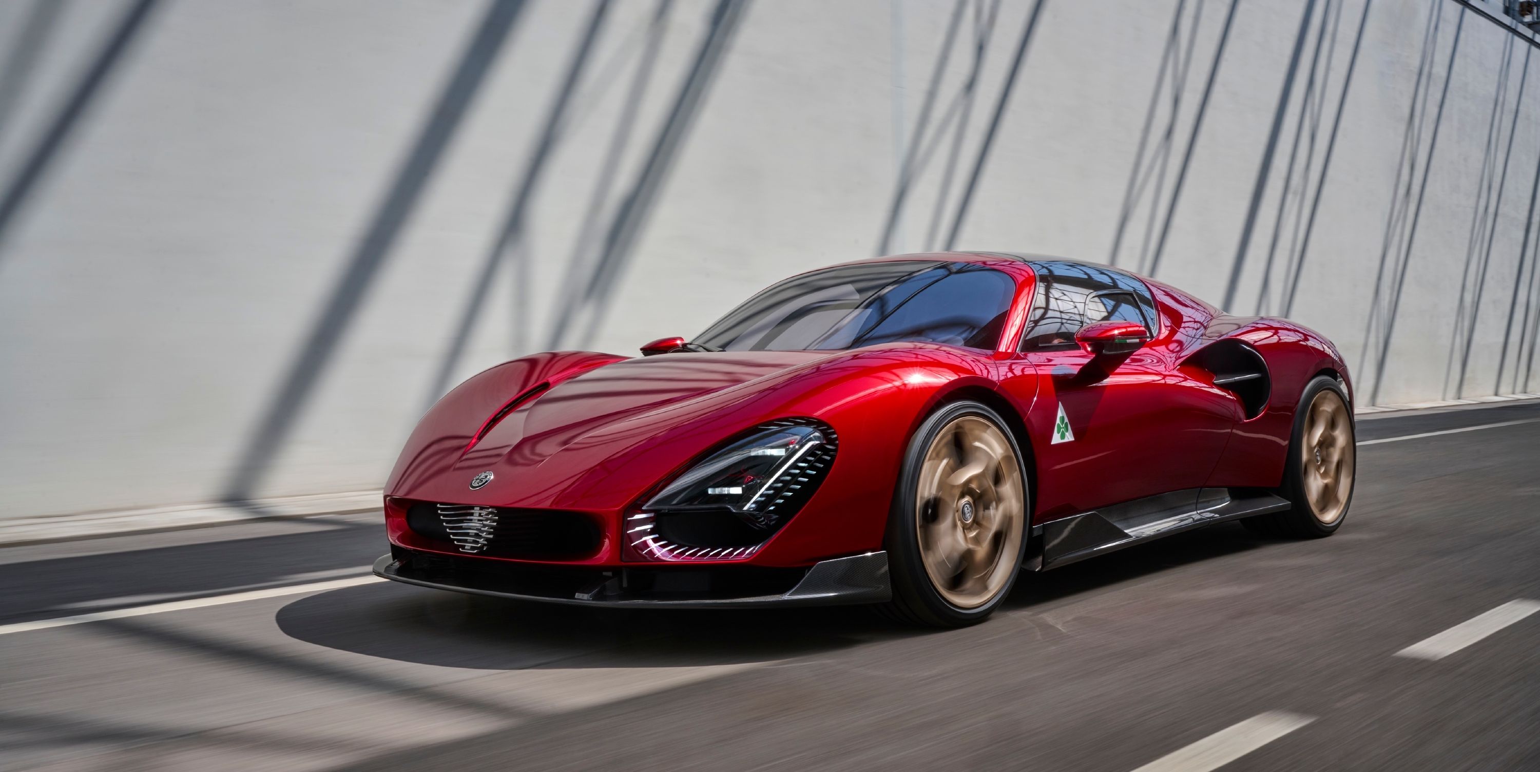 Alfa Romeo 33 Stradale Revives an Icon With Help From Maserati