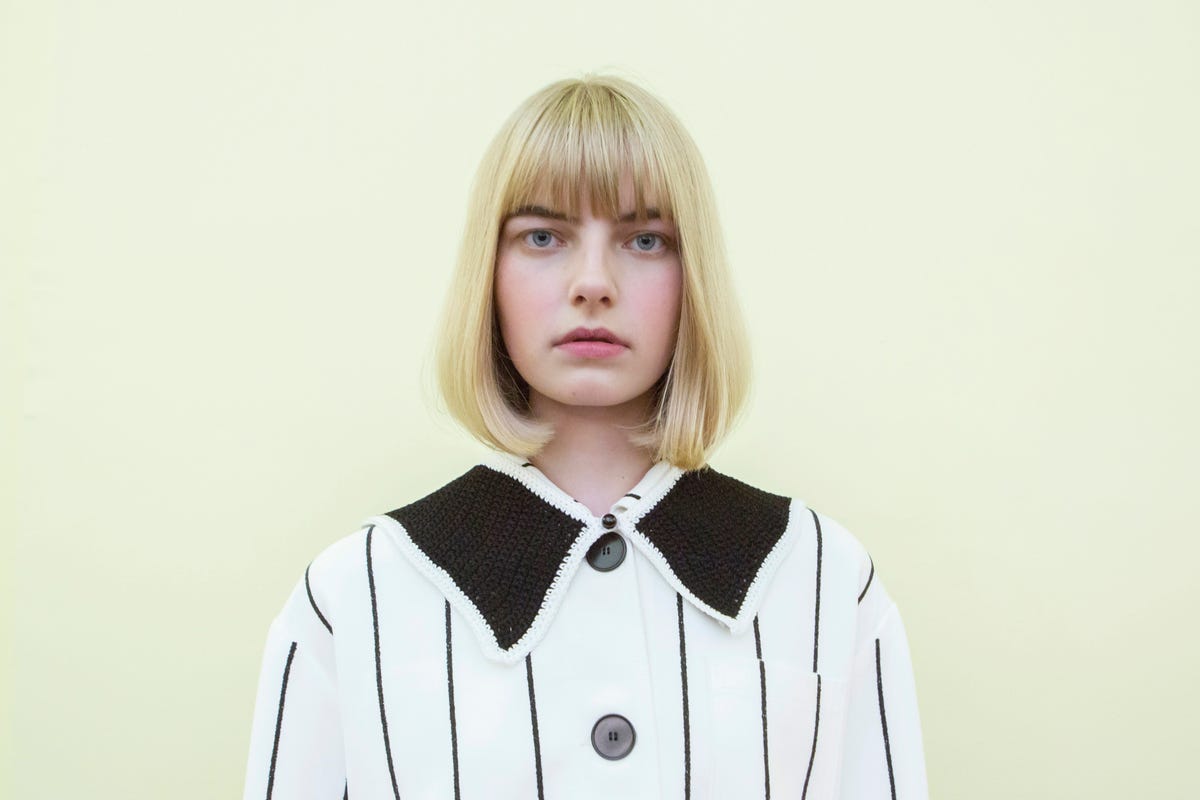 How To Cut Your Own Fringe - 7 Pro Hairstylist Tips And Tricks