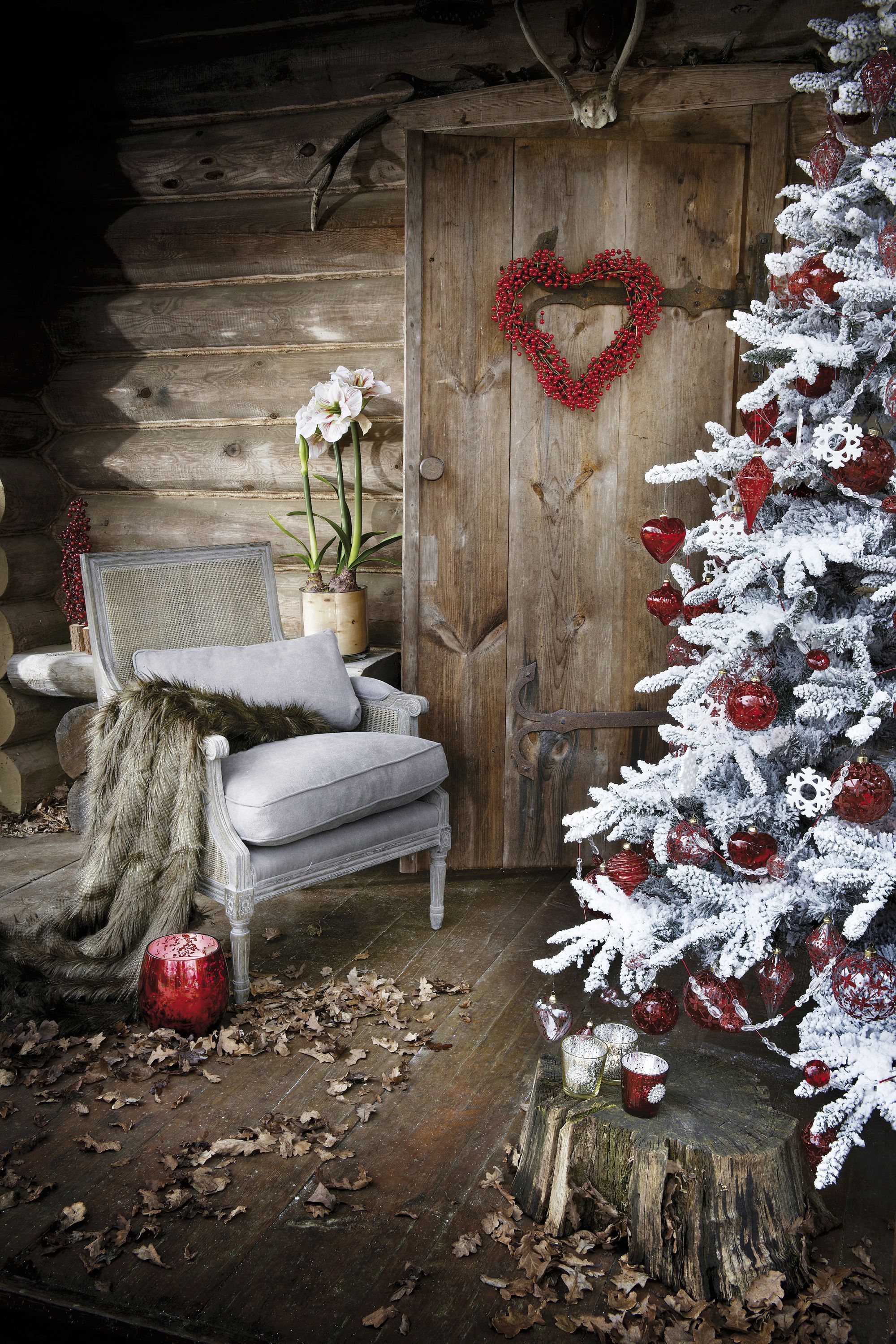 emitir Unión escribir Ideas para poner un Árbol de Navidad decorado en blanco