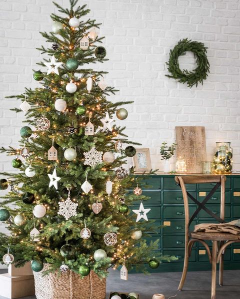 Exagerar Extra Oficiales Cómo decorar un árbol de Navidad: 105 ideas originales