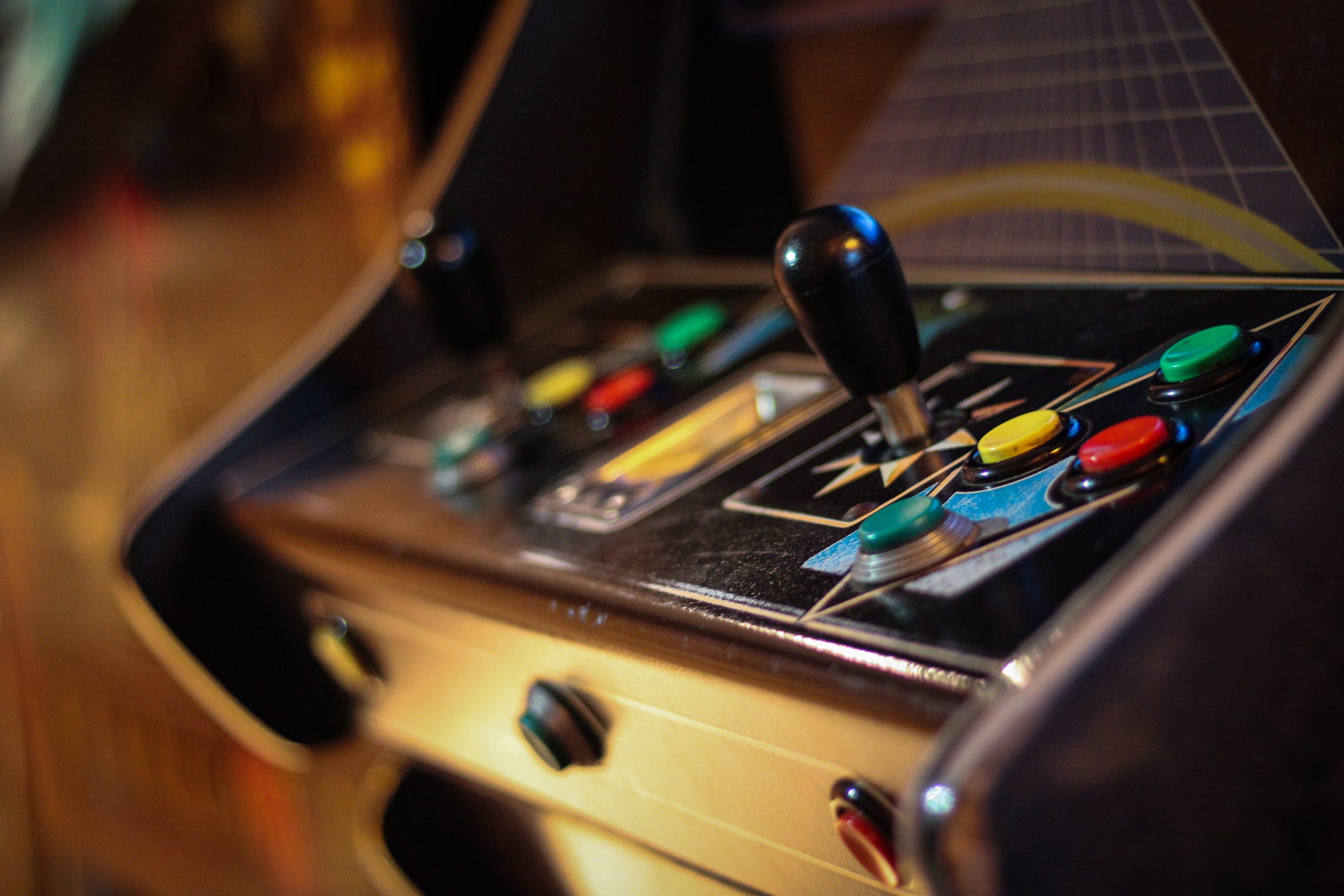 6 Expert Tips for Buying and Displaying Home Arcades