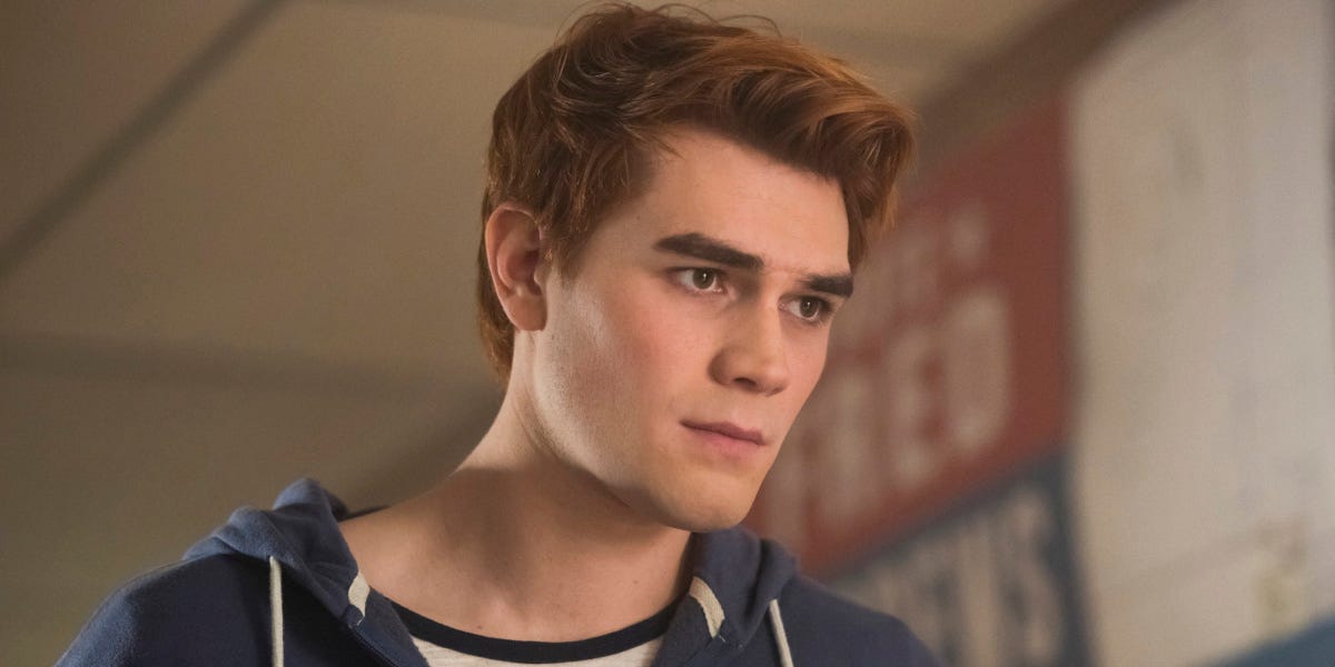 Riverdale Season 2 Episode 22 Brave New World Review - Did Jughead Die ...