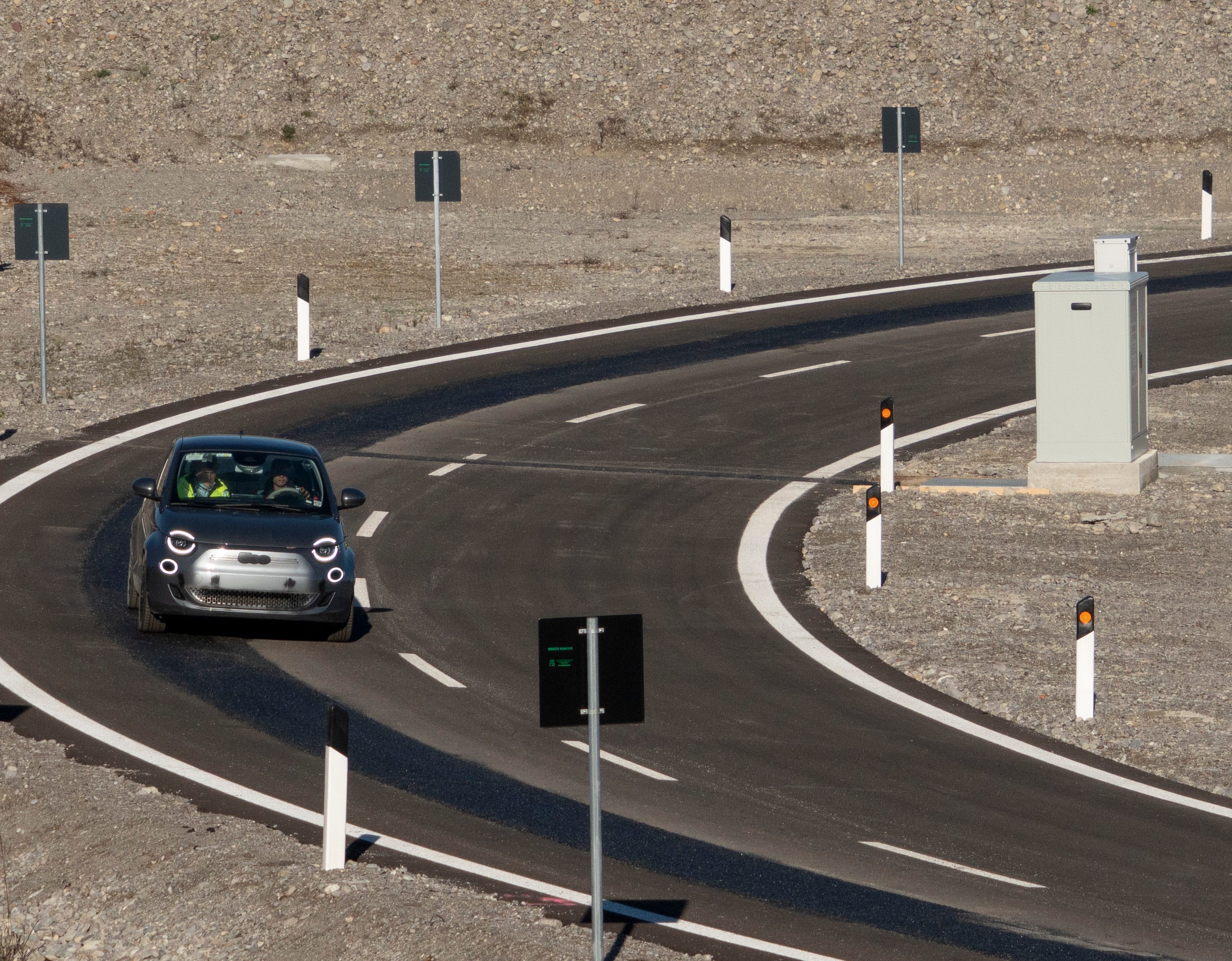 This Electrified Road Charges Your EV as You Drive