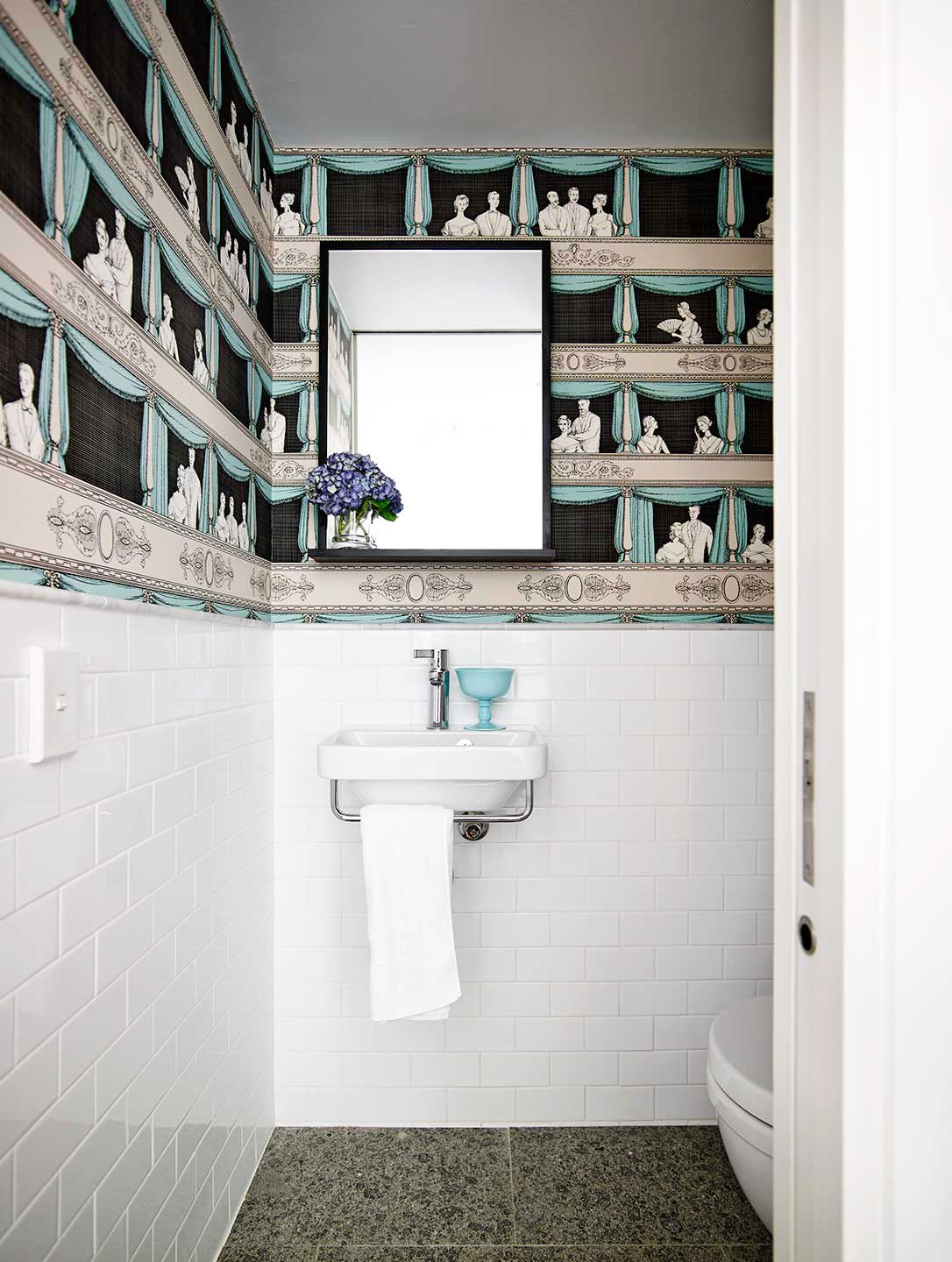 Bathroom Wallpapers 10 Of The Best - typikalempire