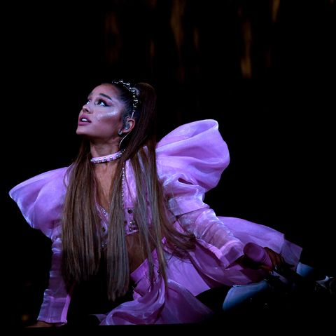 Read Ariana Grandes Statement After She Cried On Sweetener Tour