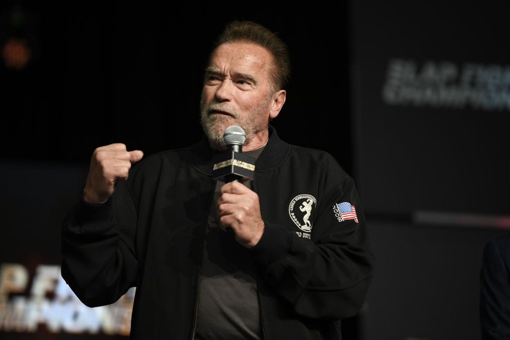 Arnold Schwarzenegger Explains Why He Uses a ‘Suicide’ Bench Press Grip