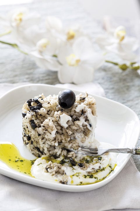 arroz con aceitunas negras y queso
