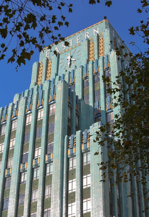 20 Art Deco Architecture Pictures - Examples of Art Deco Buildings