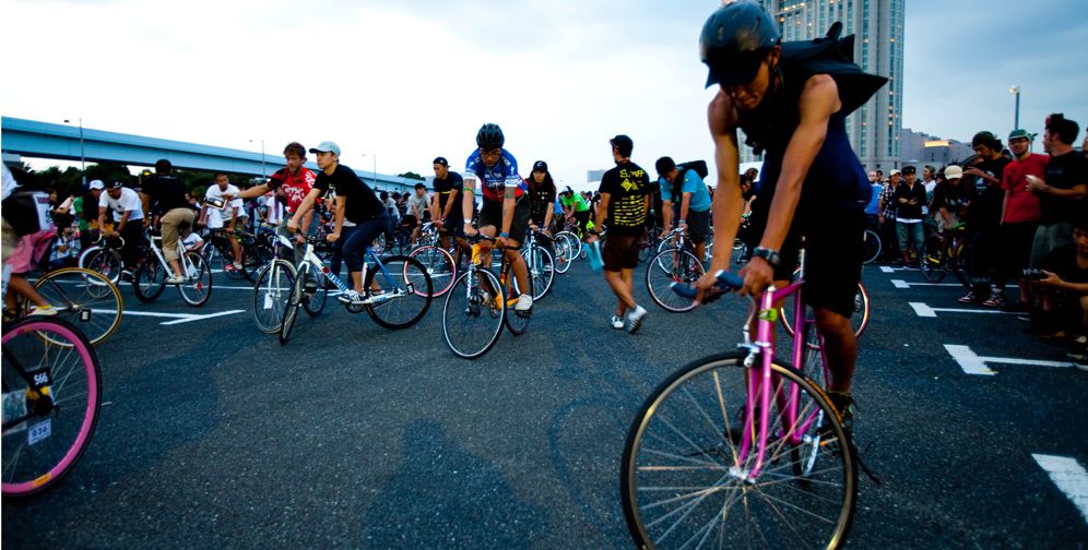 track stand road bike