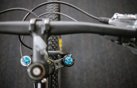 hanging mtb by front wheel
