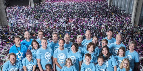 Free Bikes 4 Kidz And Mall Of America Break Guinness World Record For Bike Donation Bicycling Free Bikes 4 Kidz And Mall Of America Break Guinness World Record For Bike Donation Bicycling