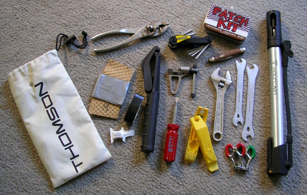 essential bike tools to carry