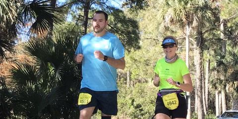 Justin Ellis and Melissa Palmer running the Kiawah Marathon in December 2016.