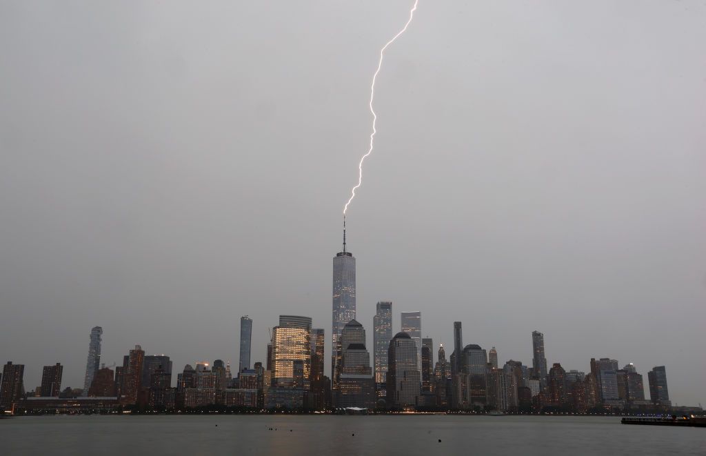 Video Captures Lightning Strike Right Behind Statue Of Liberty   As Seen From Jersey City New Jersey A Bolt Of Lightning News Photo 1595520349 