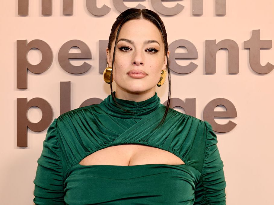 Ashley Graham shares unfiltered naked photo of her stomach