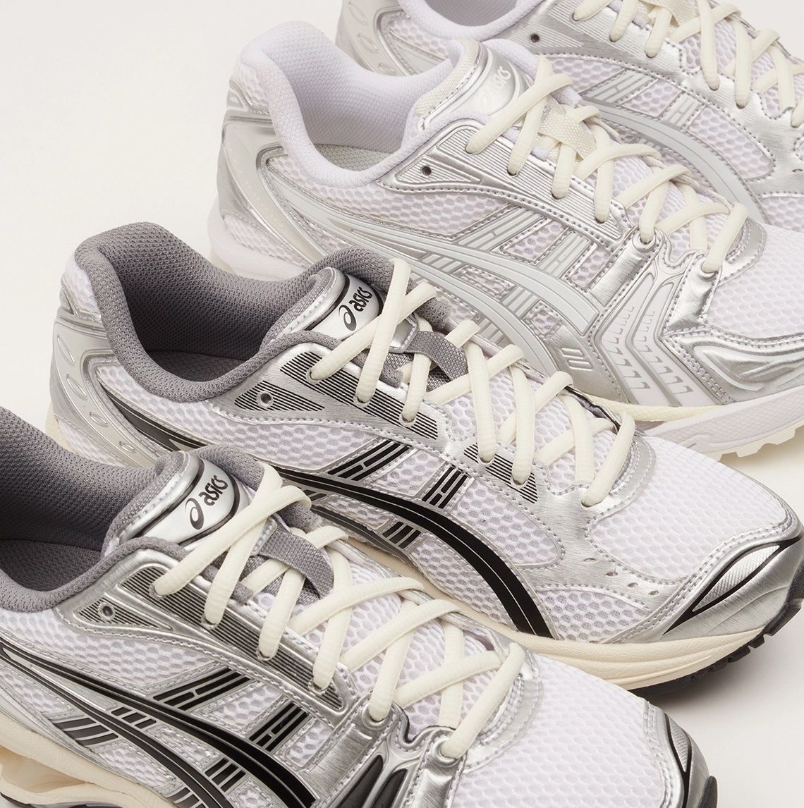 farvestof Jonglere harpun Asics Sneakers Are Everywhere, But Why Now? We Found Out