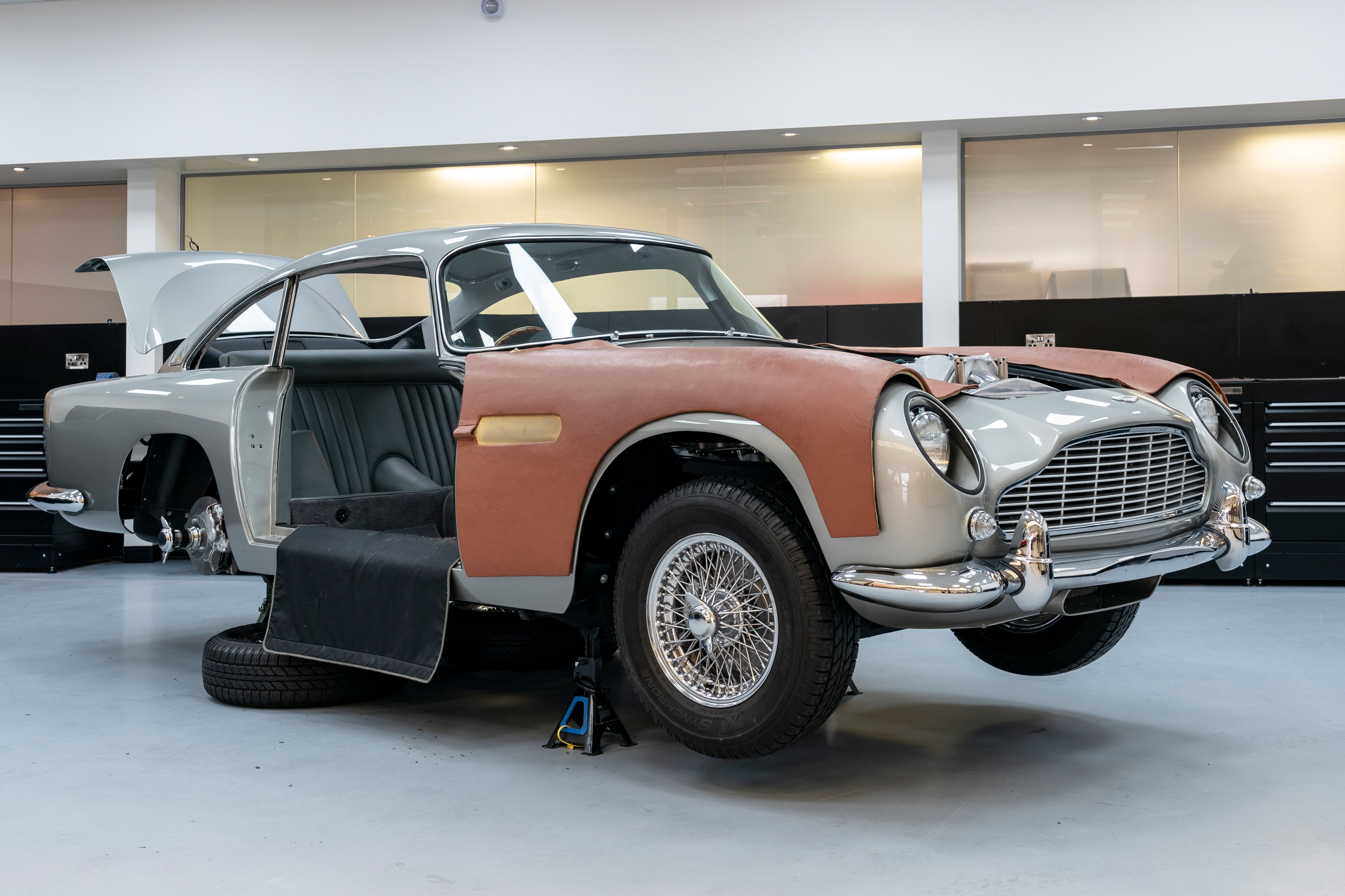 James Bond 007-Aston Martin DB5-Build-Goldfinger Voiture-partie 050 