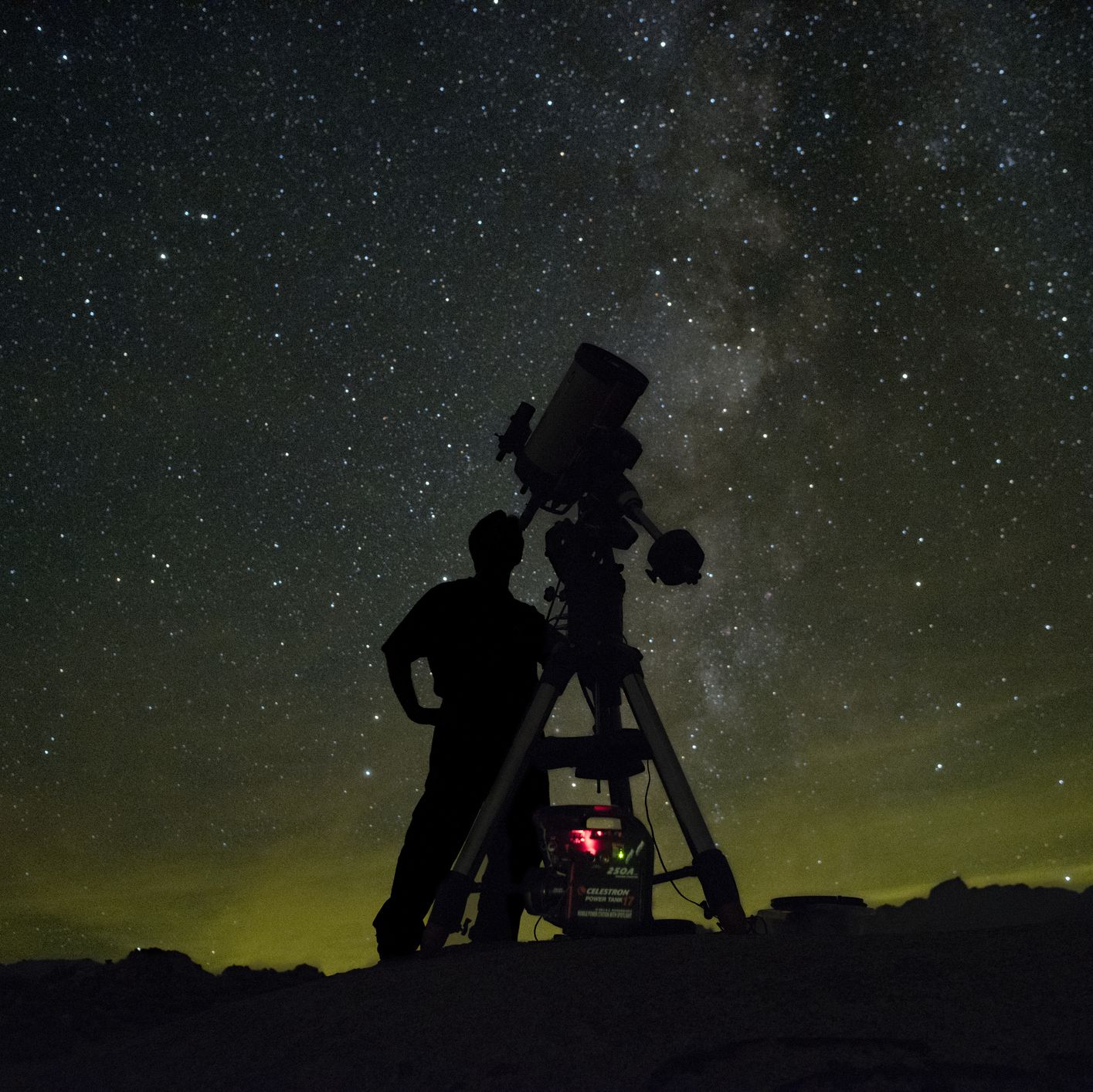 A Theory Says We Can't Find Advanced Aliens Because They're Not Trying to Be Found