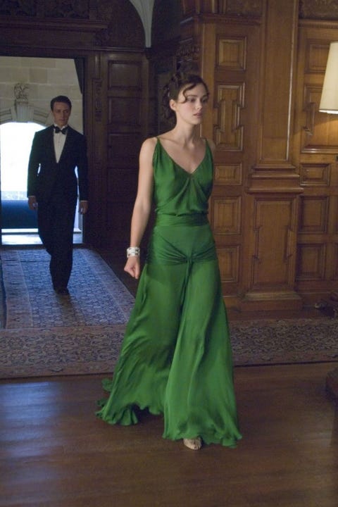 Gown, Dress, Green, Clothing, Fashion, Formal wear, Fashion model, Shoulder, Haute couture, Standing, 