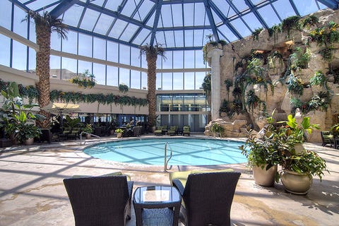 Swimming pool, Building, Property, Resort, Botany, Real estate, Architecture, Leisure, Vacation, Palm tree, Swimming pool, Building, Property, Resort, Botany, Real estate, Architecture, Leisure, Vacation, Palm tree,
