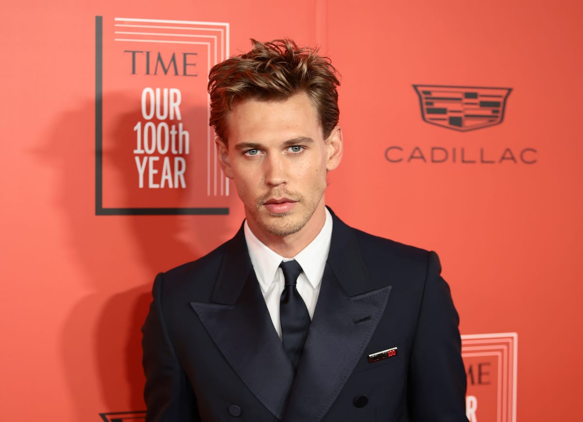 Forget ‘Elvis’.  Check out Austin Butler’s new look for his role in the sequel to ‘Dune’