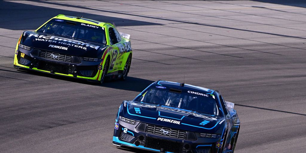 Austin Cindric Wins at WWT as Teammate Ryan Blaney Runs Out of Gas Coming to the White Flag