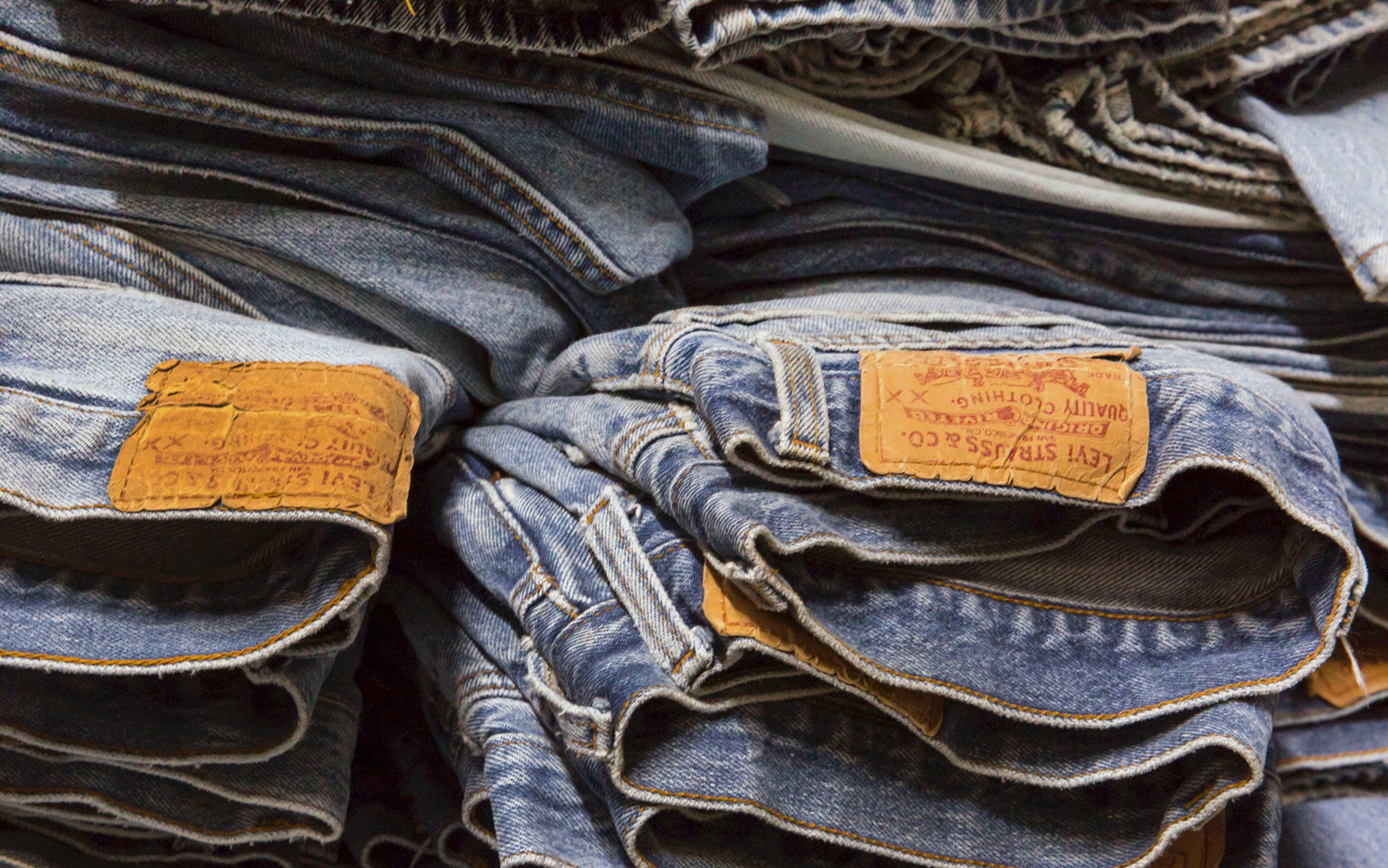 på vegne af Mindst fort Vintage Levi's Jeans: Everything You Need to Know