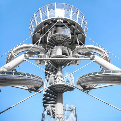 Landmark, Sky, Architecture, Observation tower, Tower, Metal,