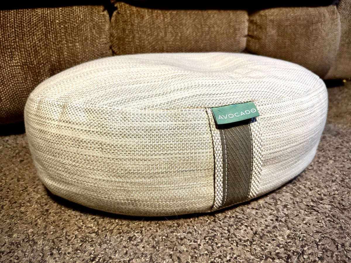 Avocado Organic Meditation Pillow Review: A Plush Foundation for Reflection