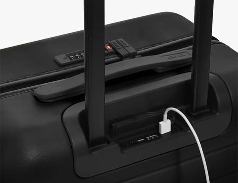 away the carry on suitcase charger