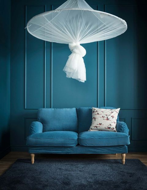 Blue, Turquoise, Room, Furniture, Lighting, Wall, Floor, Interior design, Lampshade, Table, 