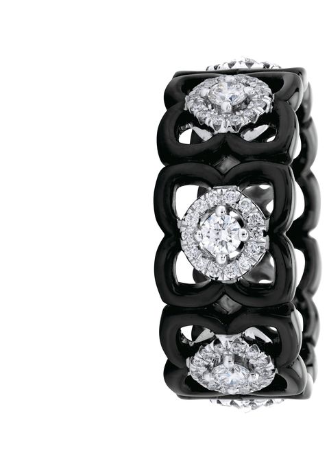 Diamond, Engagement ring, Ring, Jewellery, Fashion accessory, Gemstone, Wedding ceremony supply, Wedding ring, Platinum, Metal, 