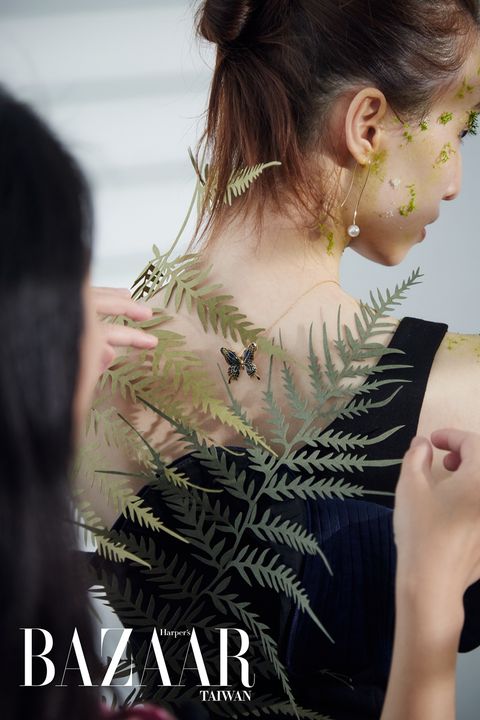 【專訪】時尚攝影師余惟×剪紙藝術家wuba yang：用藝術與時尚，顯影出女性的模樣