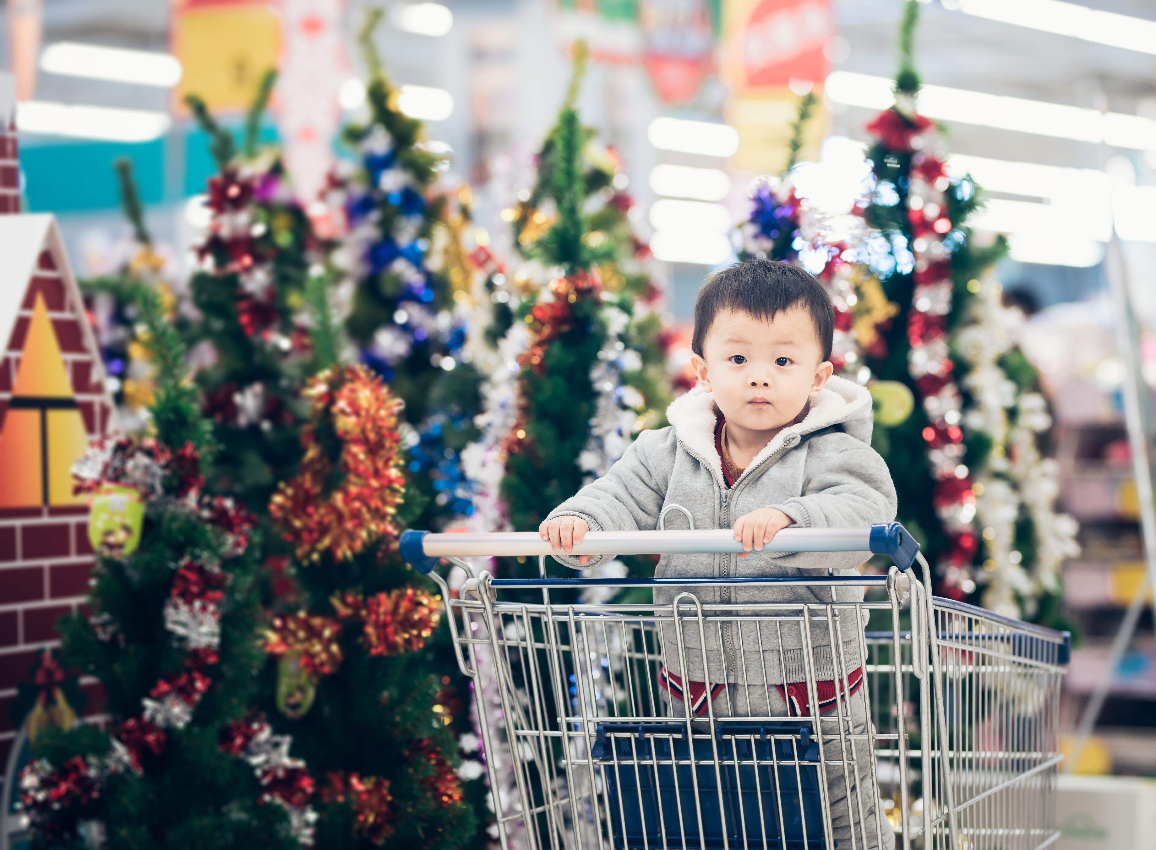 Is Kroger Open Christmas Eve 2022 What Stores Are Open On Christmas Day 2021? 13 Places To Shop On Christmas