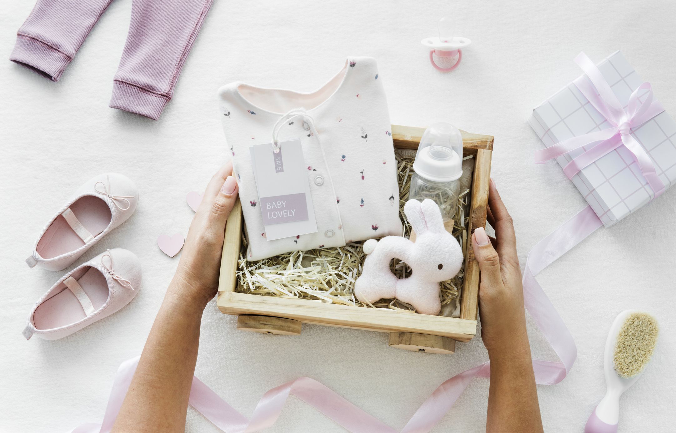 baby dress carrying basket