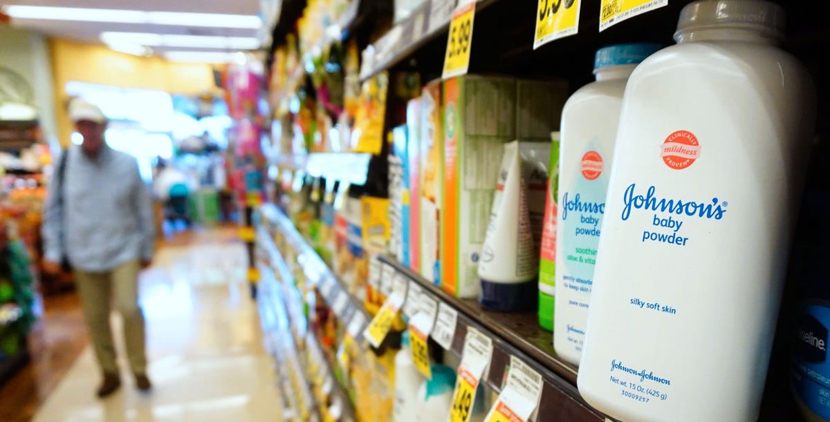 9 Things You Need to Know About Baby Powder and Cancer