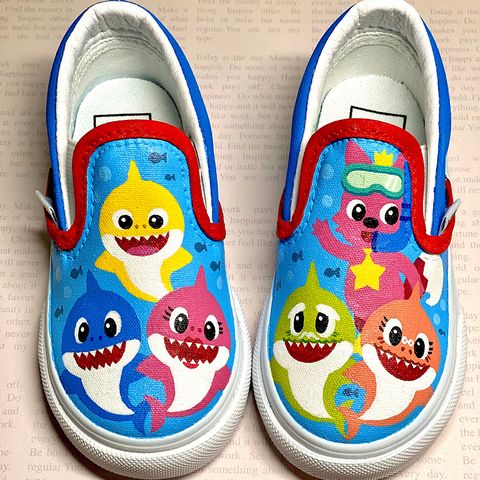 These Adorable ‘Baby Shark’ Shoes Will Have Your Little One Kicking to ...