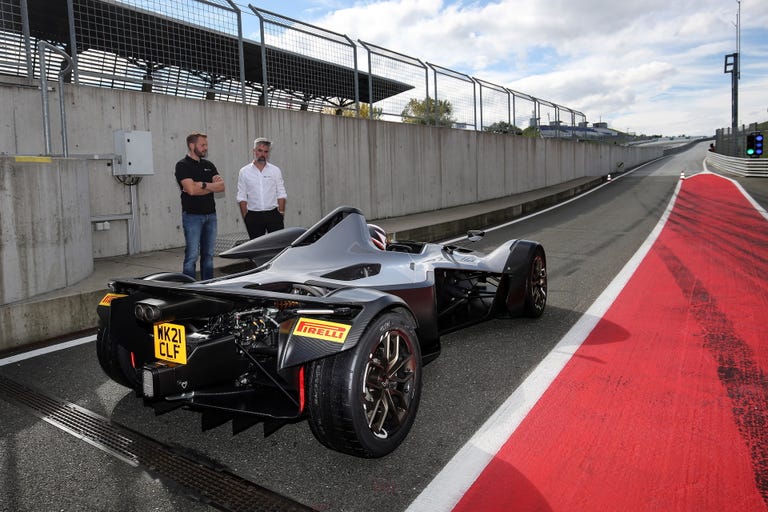bac-mono-r-en-el-red-bull-ring-2-1634061733.jpg