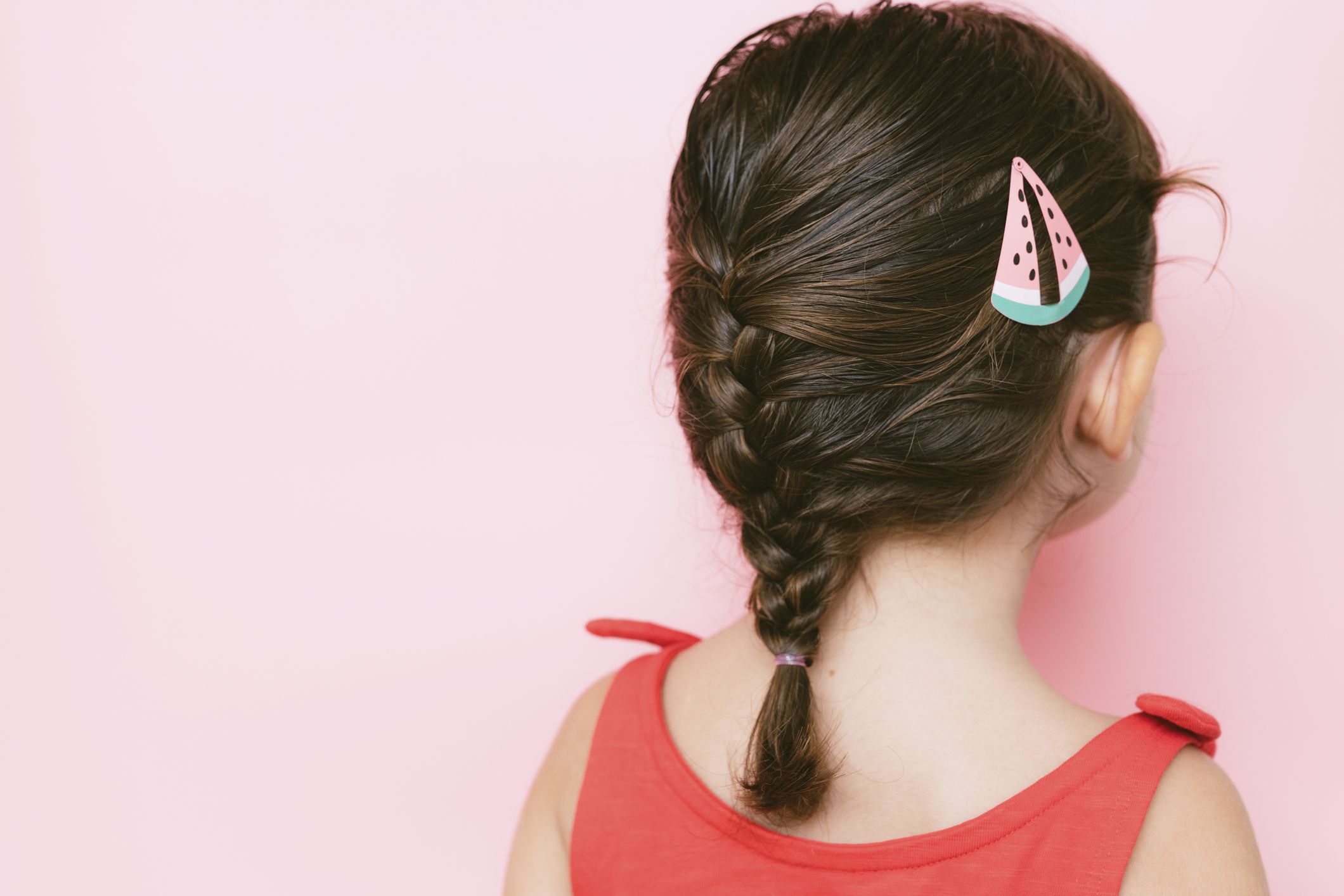 10 Peinados semirecogidos con trenzas para niñas 2023  Minilook