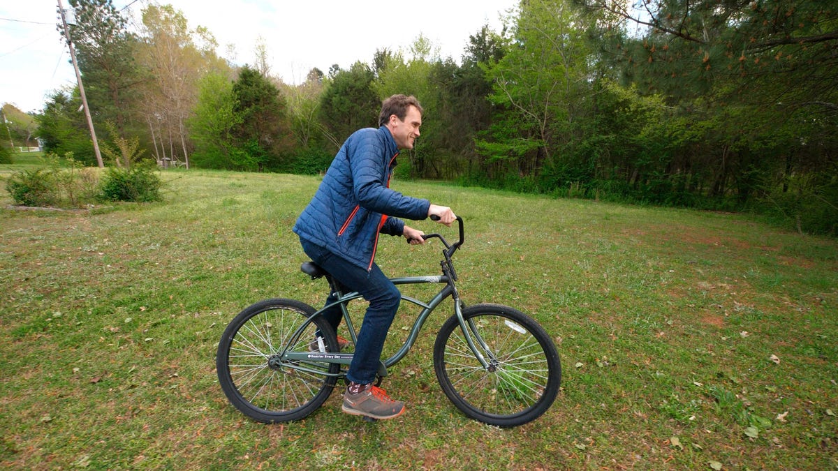 how to ride a bike backwards
