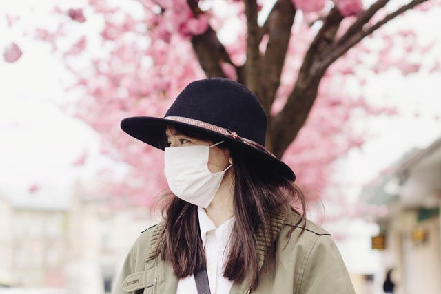 Bad breath in a face mask? This is why you've noticed it bad breath, face mask, halitosis