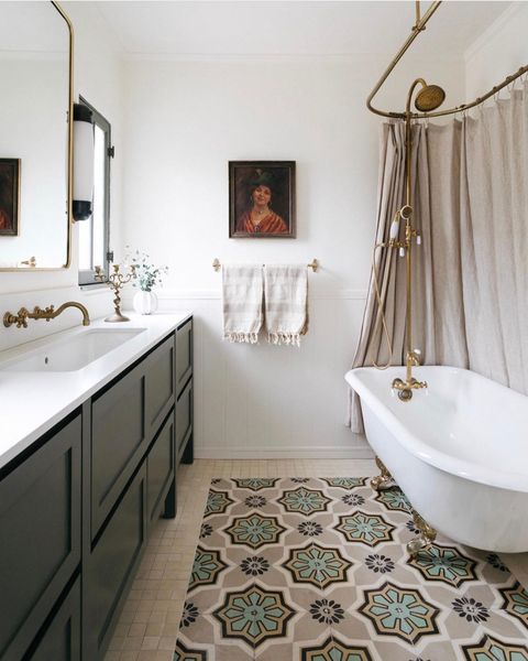 Bathroom Tile Ideas 16 Clever Ways To, Wood Tile Around Bathtub Ideas