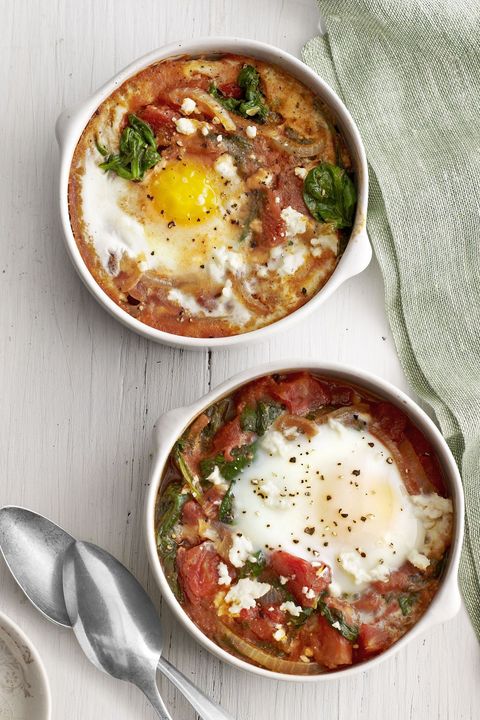 Breakfast In Bed - Baked Eggs with Spinach and Tomato 