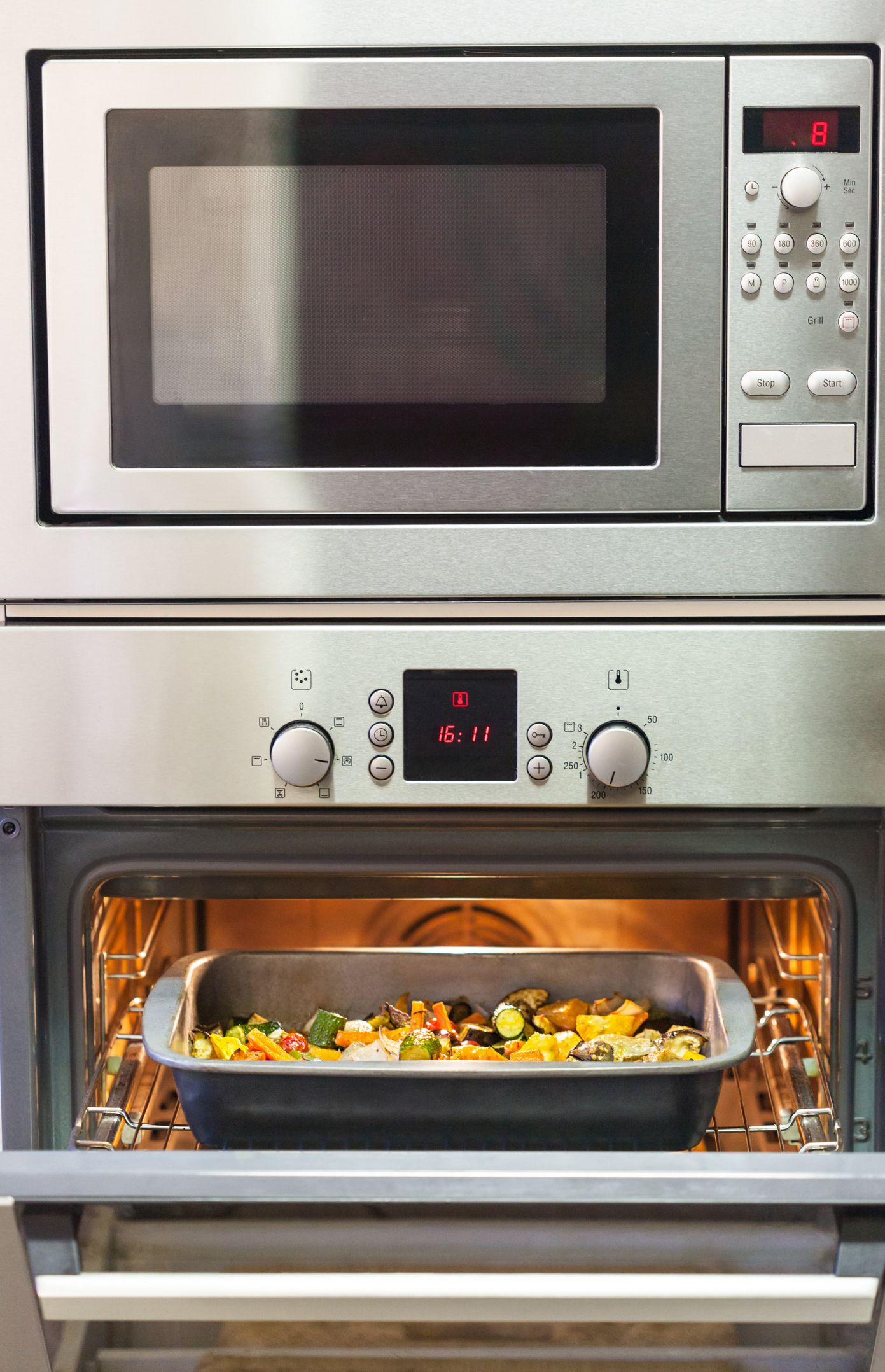 what's the difference between an air fryer and a convection oven